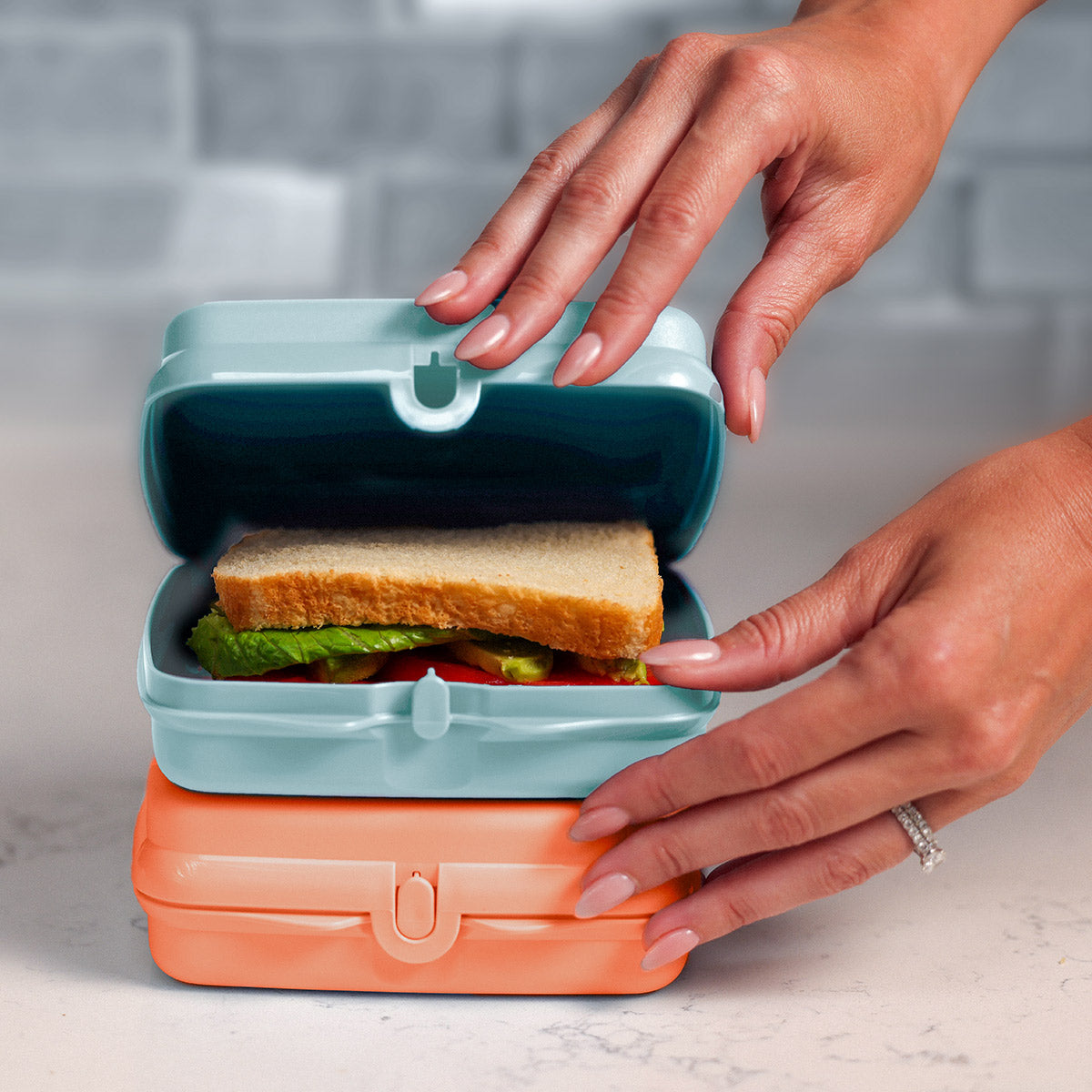 Contenants Sandwich-fraîcheur de Tupperware® – 2 contenants faciles à ouvrir pour enfants